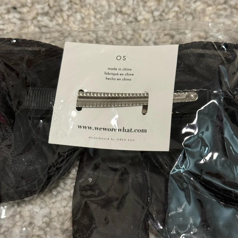 NWT WeWoreWhat Black Hair Bow Clip - Picture 6 of 7